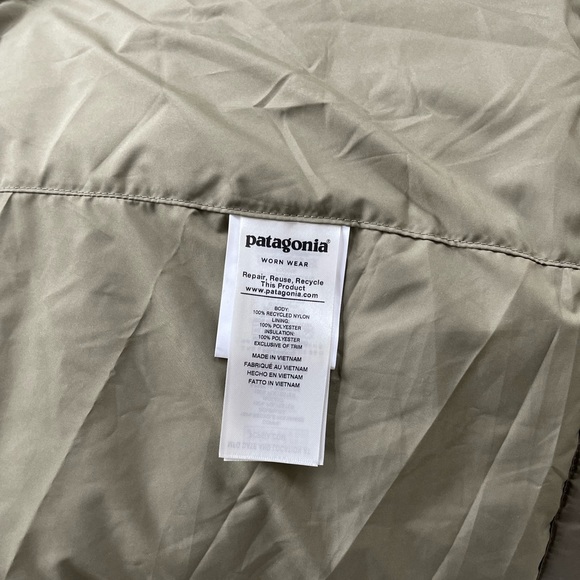 LIKE NEW Patagonia Women’s Radalie Water Repellent Parka Basin Green XS - Picture 7 of 10